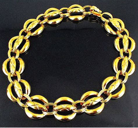 catalogo bigiotteria chanel|joyería de oro Chanel.